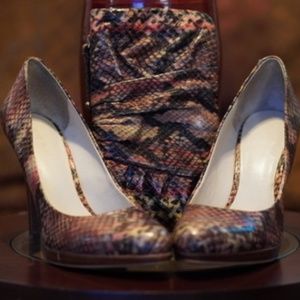 Nine West Multicolored Heels w/ the Matching Clutch for FREE!!!
